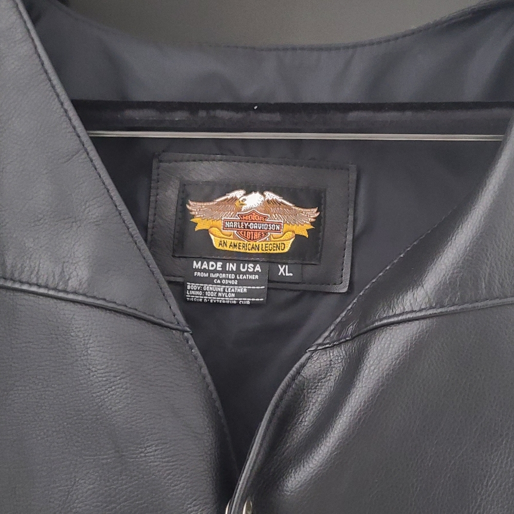 Vest - Picture 2 of 2
